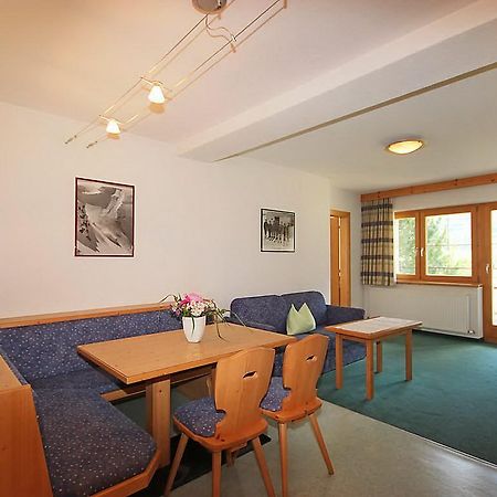 Hotel Diana à Pettneu am Arlberg Extérieur photo