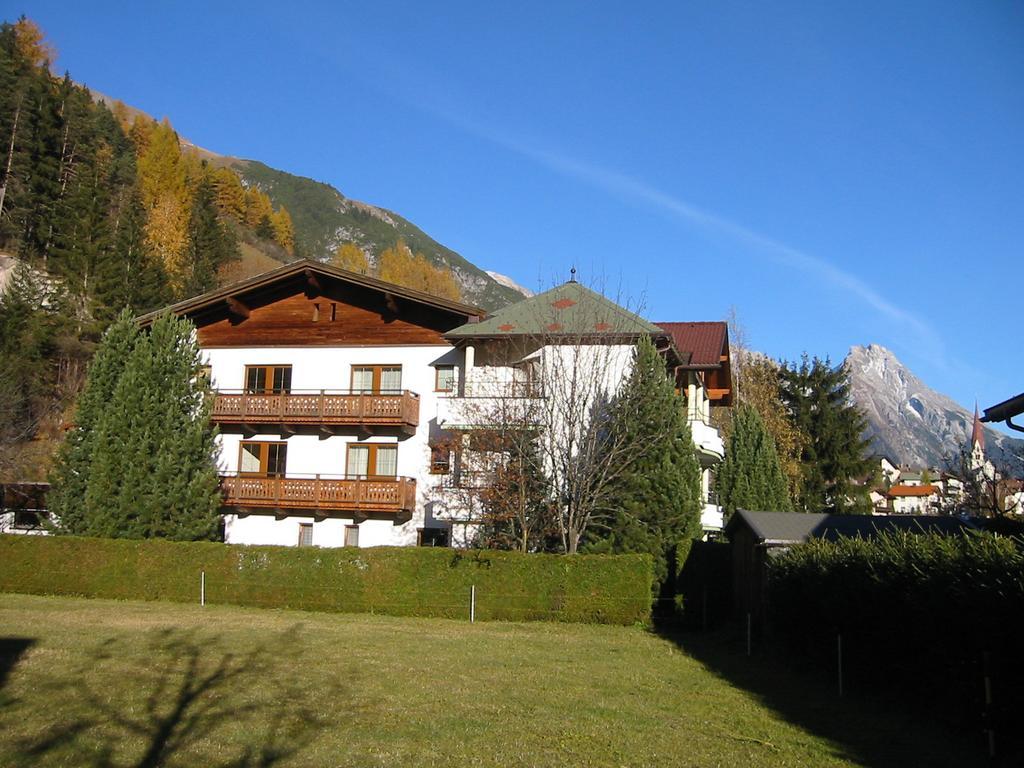 Hotel Diana à Pettneu am Arlberg Extérieur photo